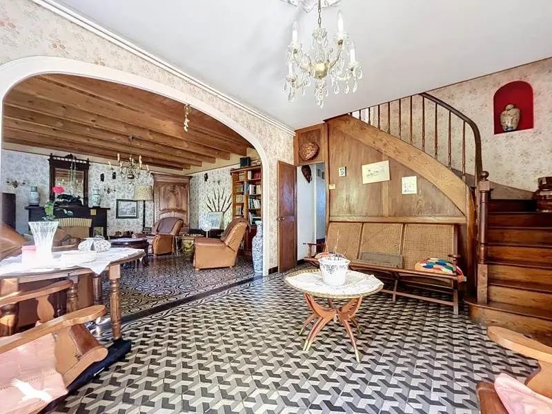 Maison à vendre, 212m², Lussant