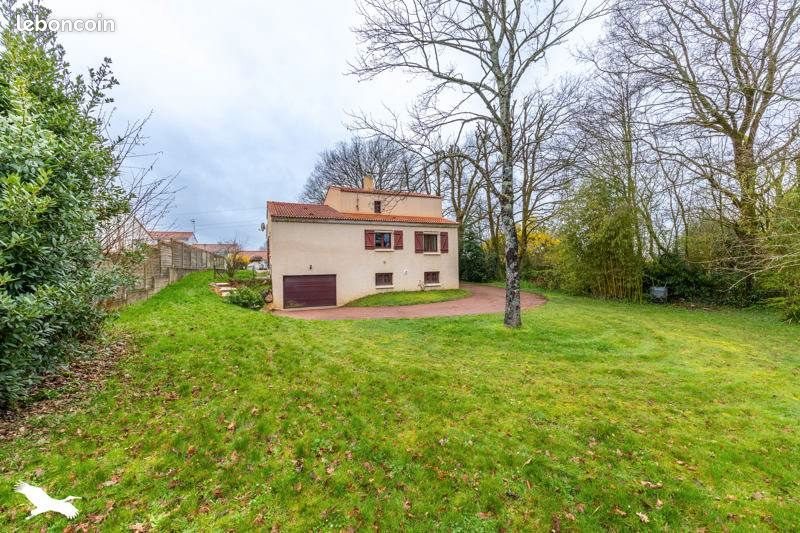 Maison à vendre, 139m², La Roche-sur-Yon
