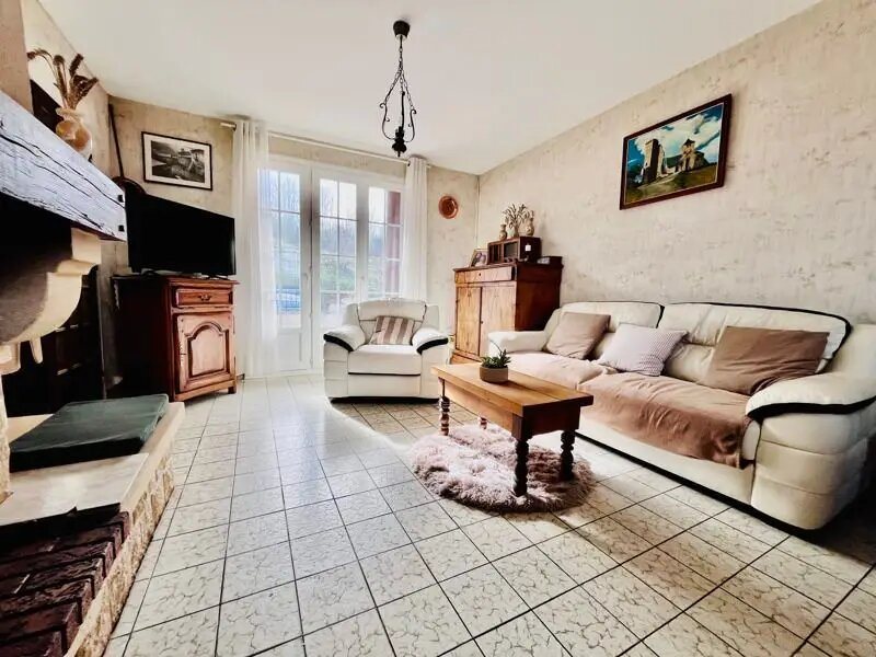 Maison à vendre, 94m², Cornil