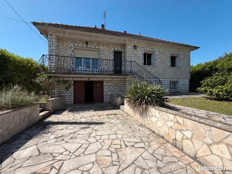 Maison à vendre, 120m², Saint-Léon-sur-l'Isle