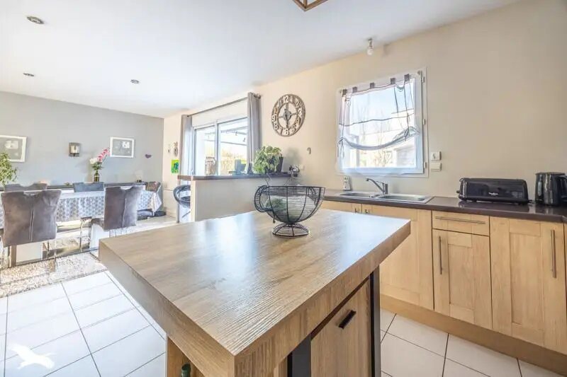 Maison à vendre, 105m², Chauray