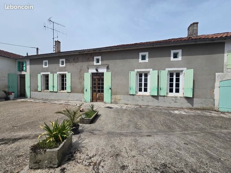 Maison à vendre, 95m², Saint-Ciers-Champagne
