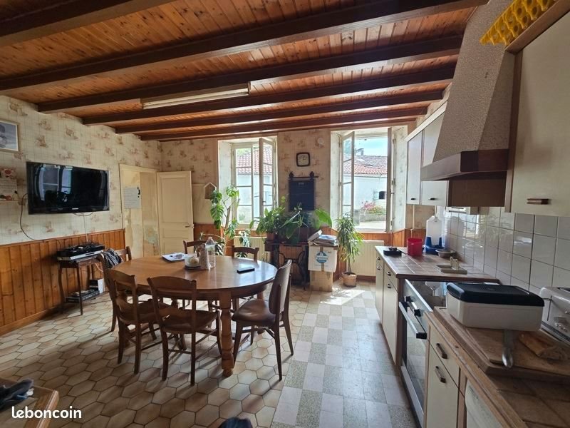 Maison à vendre, 95m², Saint-Ciers-Champagne