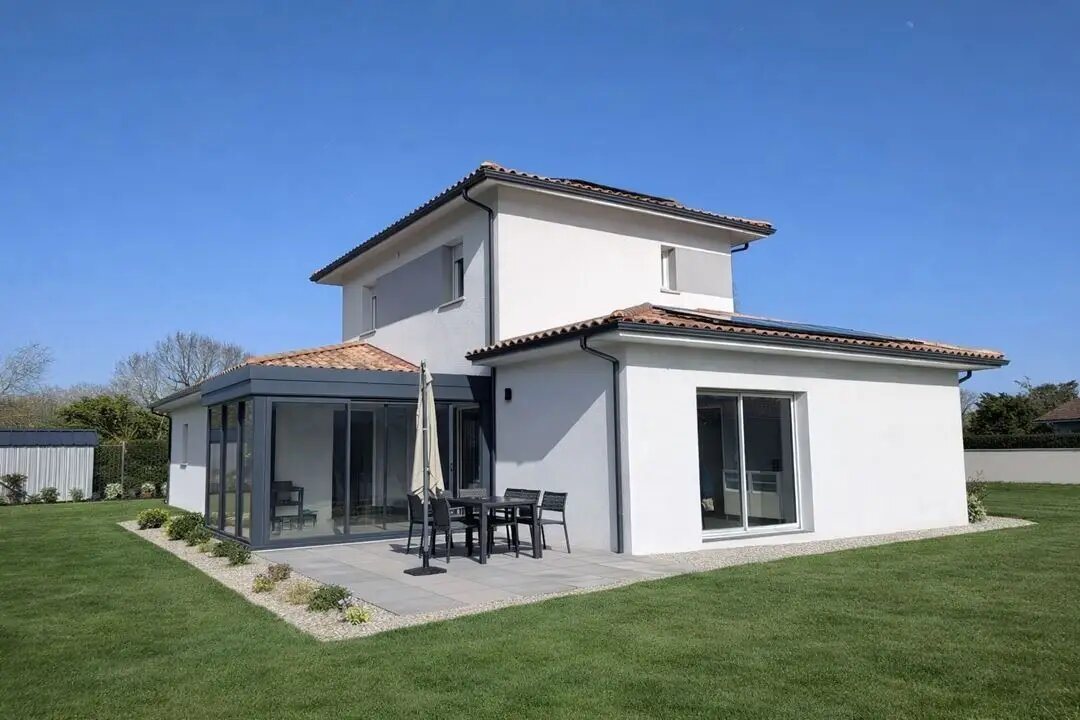 Maison à vendre, 142m², Mios