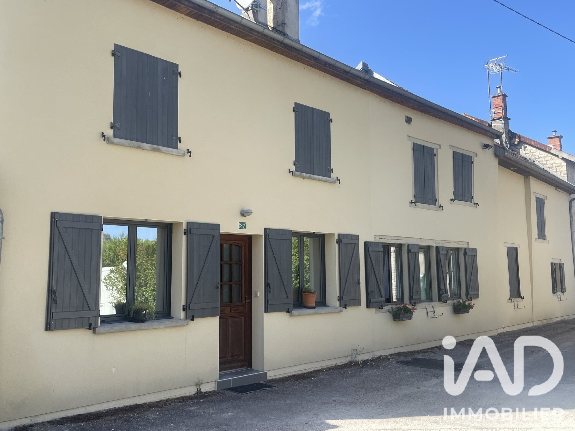 Maison à vendre, 240m², Laferté-sur-Aube