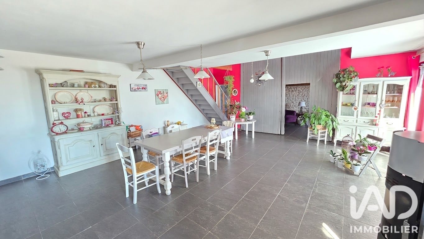 Maison à vendre, 192m², Savignies
