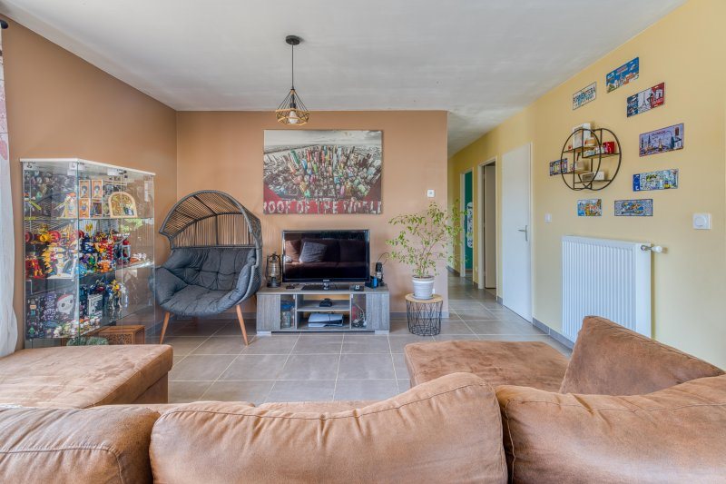 Maison à vendre, 3m², Meillonnas
