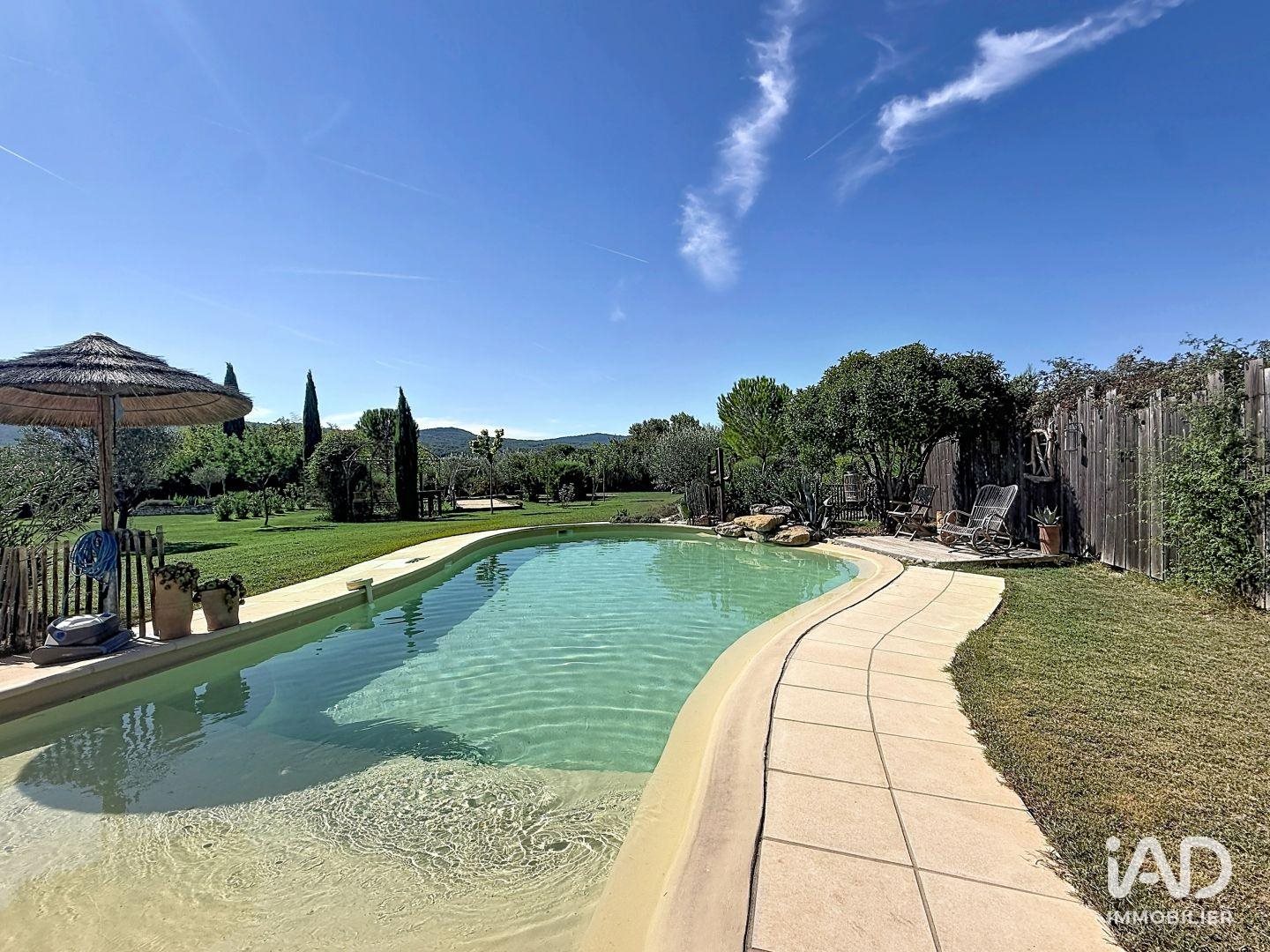 Maison à vendre, 195m², Trets