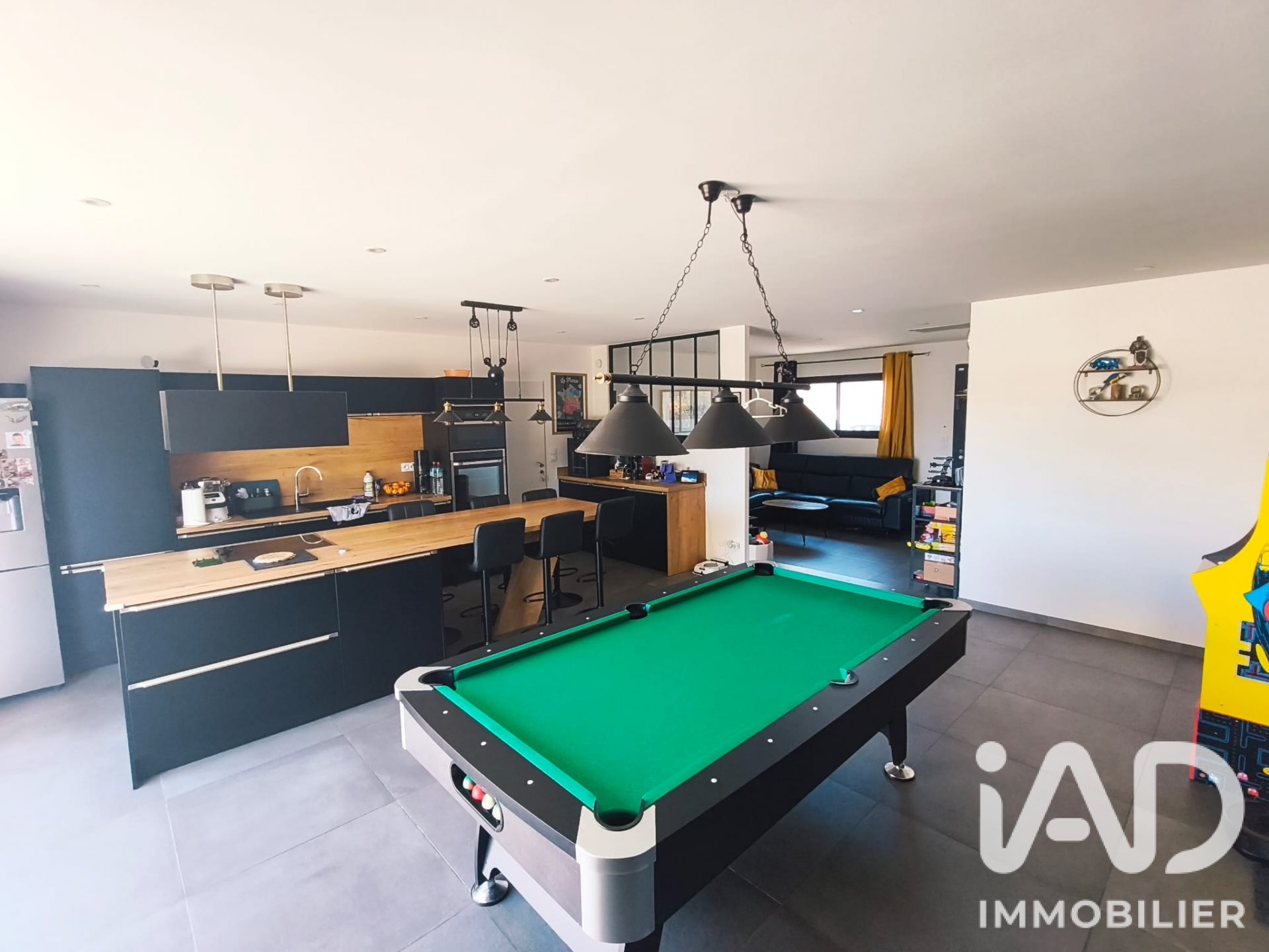 Maison à vendre, 115m², Pouzolles