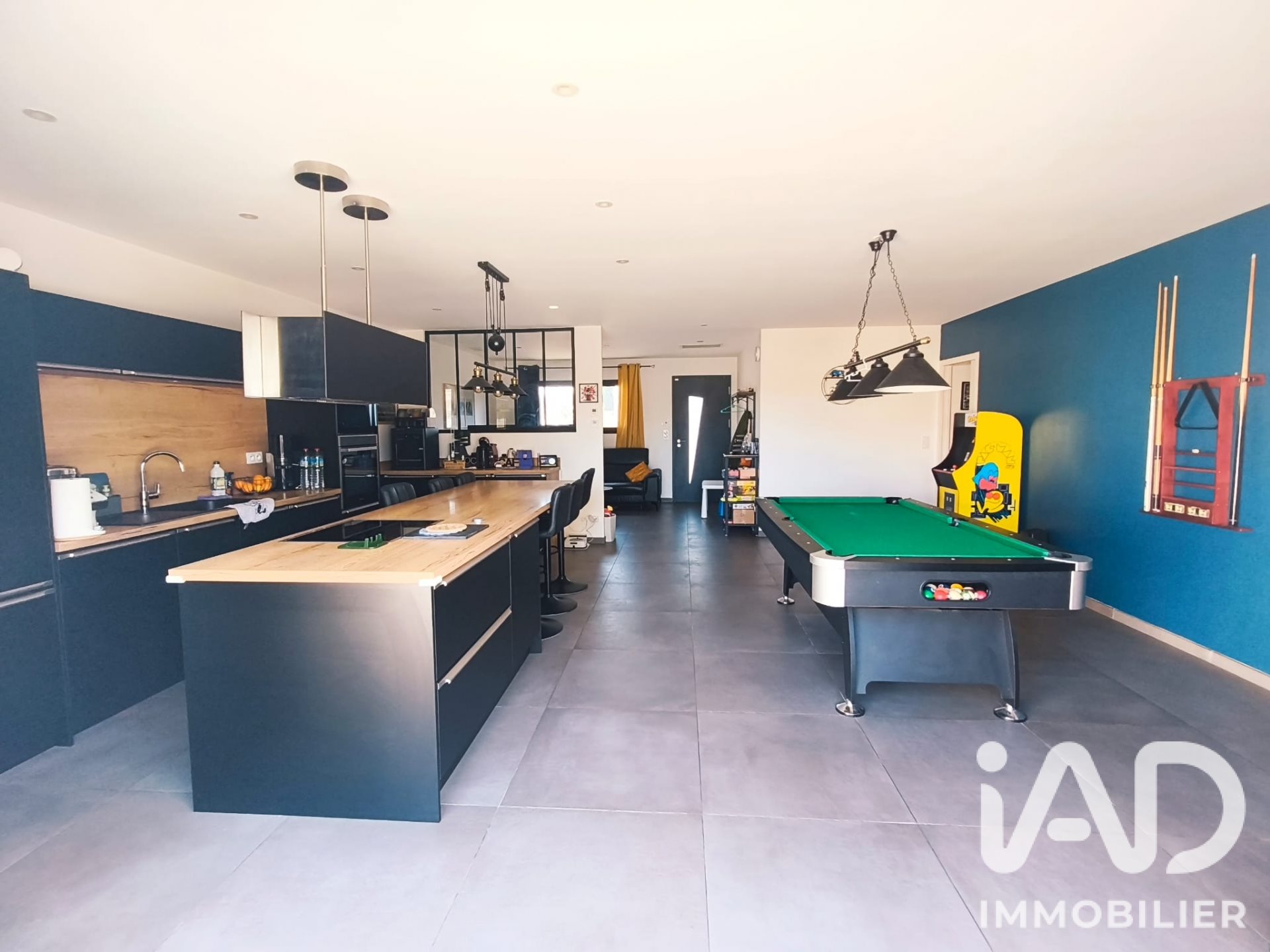 Maison à vendre, 115m², Pouzolles