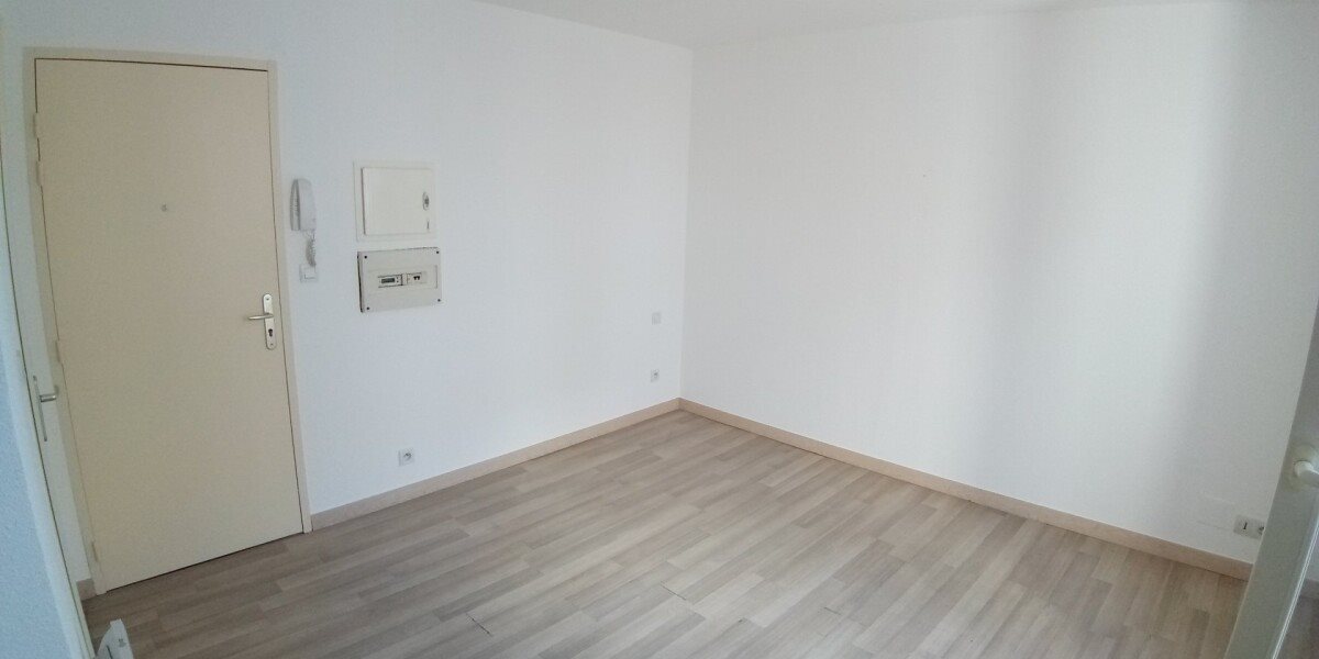 Appartement à louer, 17m², Béziers