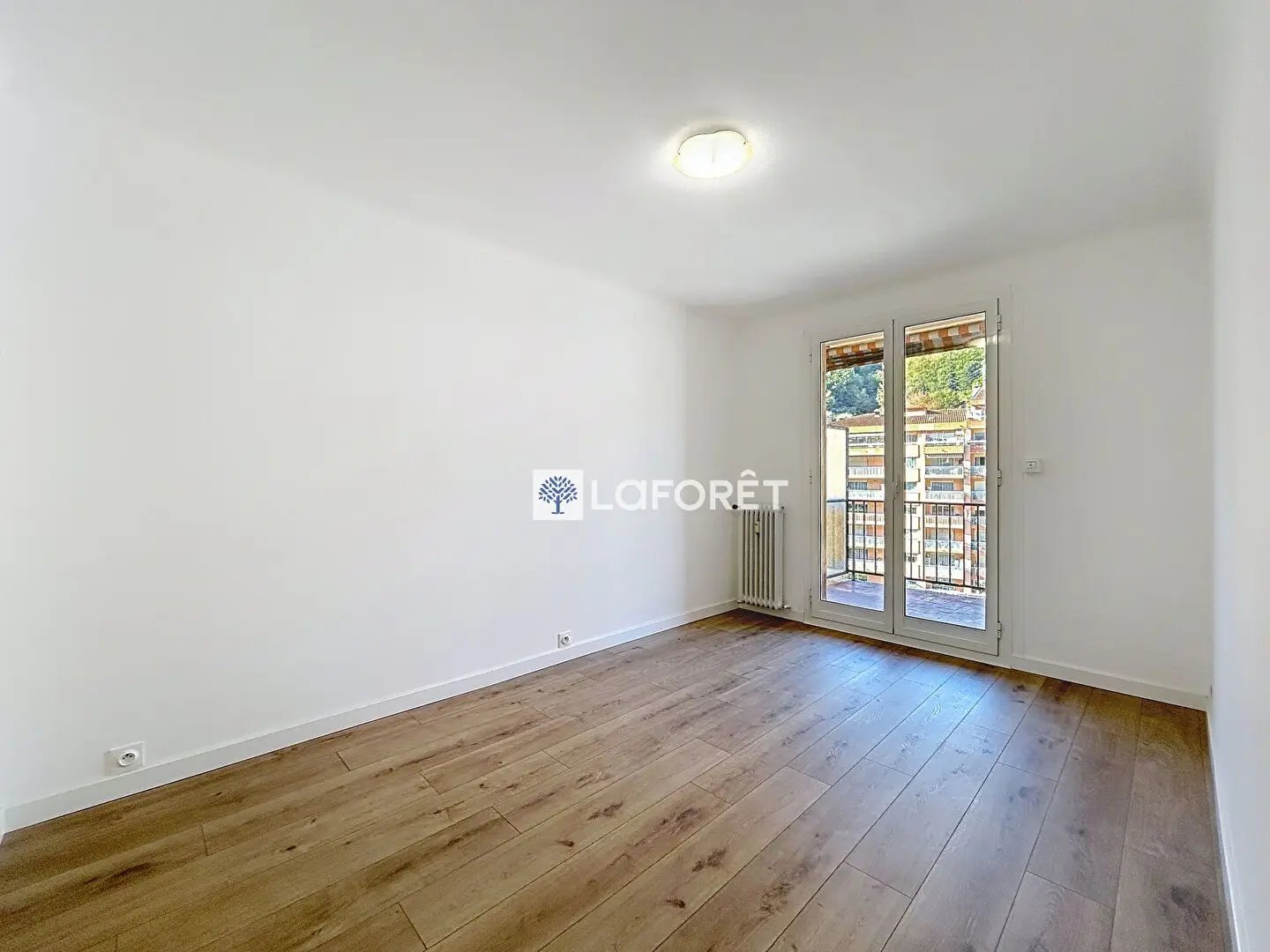 Appartement à louer, 43m², Menton