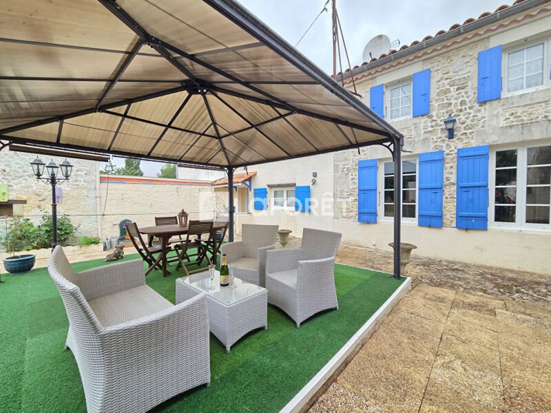 Maison à vendre, 160m², Pisany