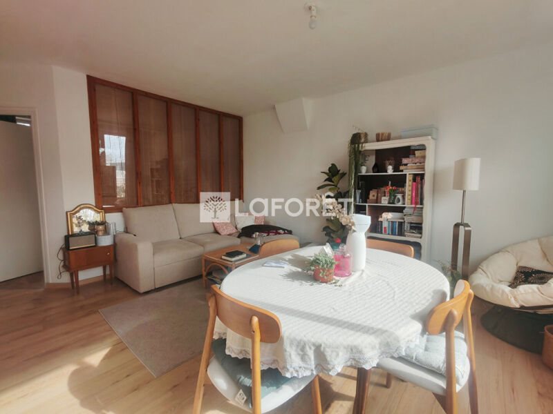Appartement à vendre, 180m², Plonéour-Lanvern