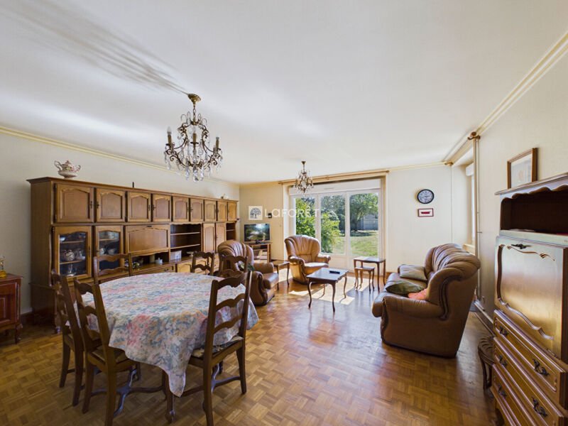 Maison à vendre, 225m², Plonéour-Lanvern