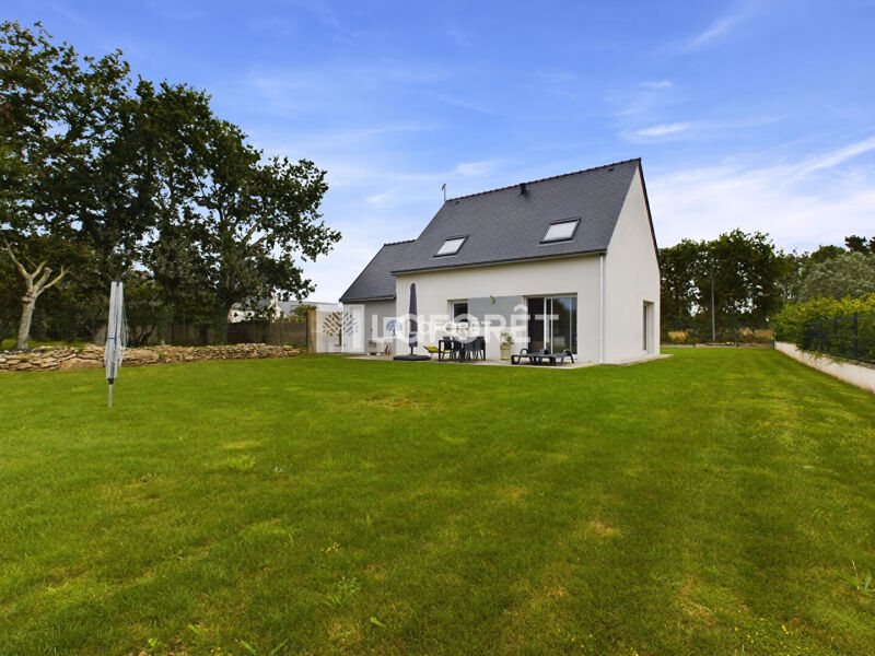 Maison à louer, 91m², Treffiagat