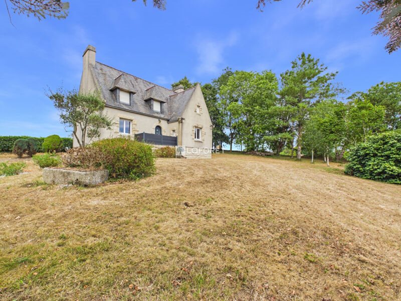 Maison à vendre, 232m², Brasparts
