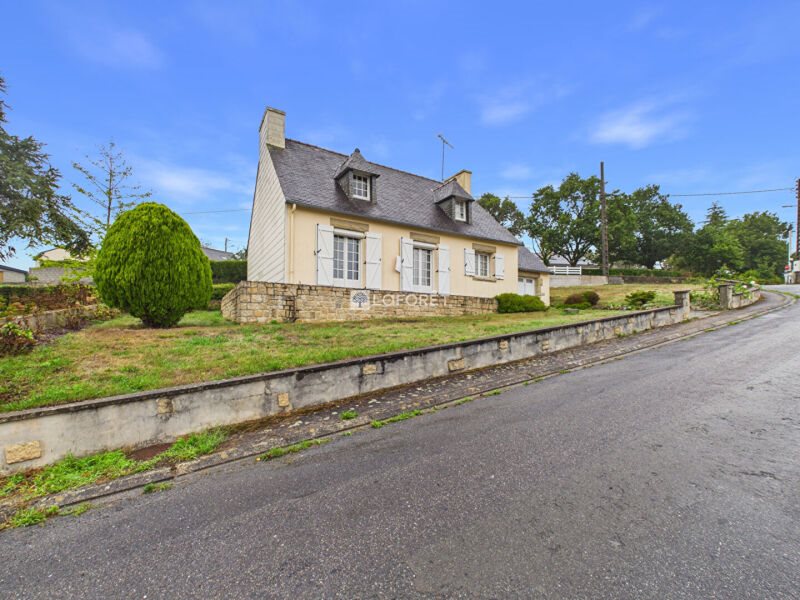 Maison à vendre, 97m², Brasparts