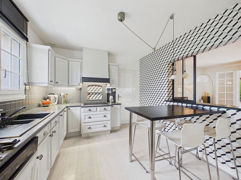 Maison à vendre, 142m², Plomelin
