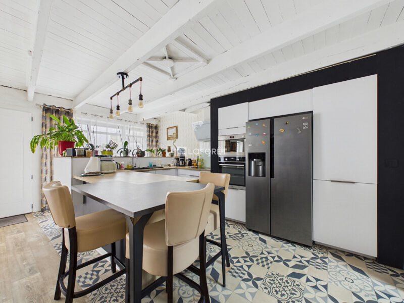 Maison à vendre, 185m², Commana