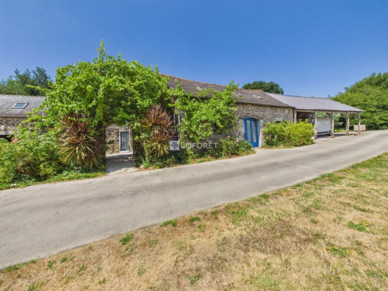 Maison à vendre, 234m², Le Cloître-Pleyben