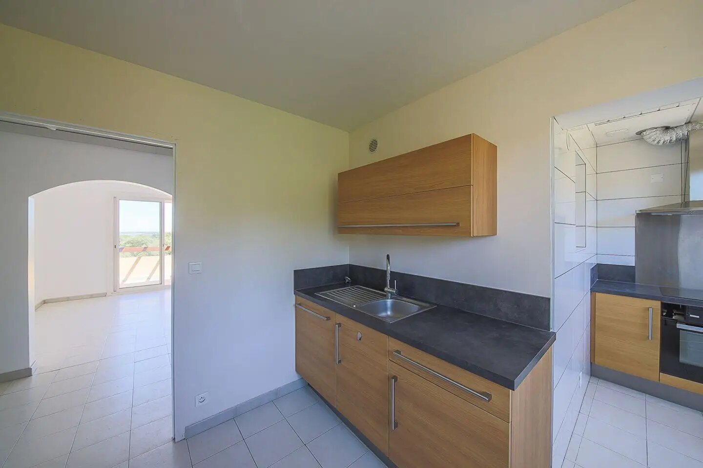 Appartement à louer, 66m², Biguglia