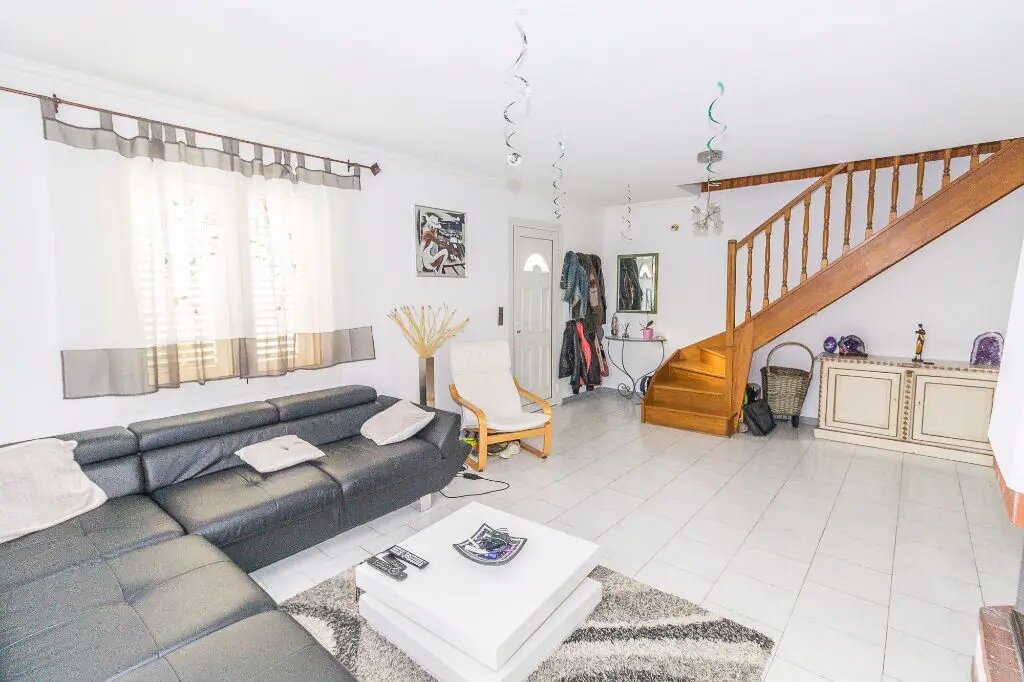 Maison à louer, 161m², Borgo
