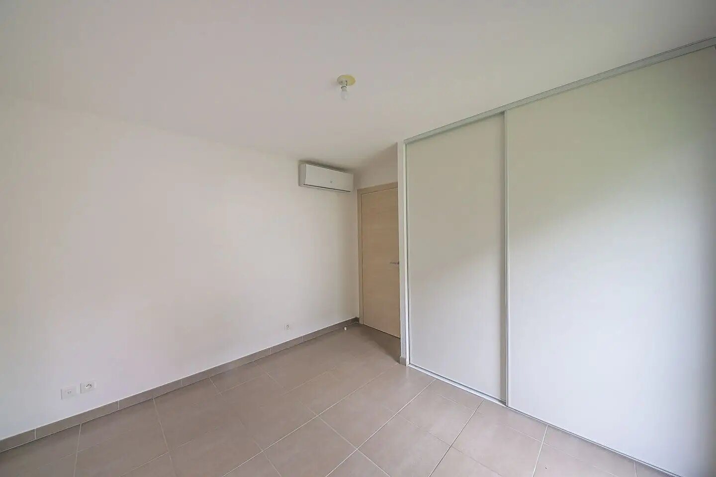 Appartement à louer, 42m², Bastia