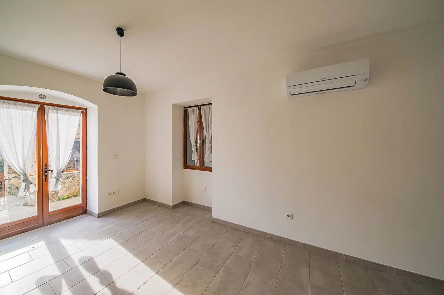 Appartement à louer, 55m², San-Martino-di-Lota