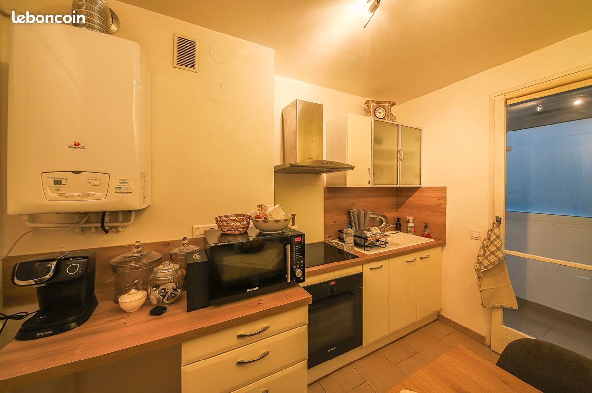 Appartement à louer, 71m², Bastia