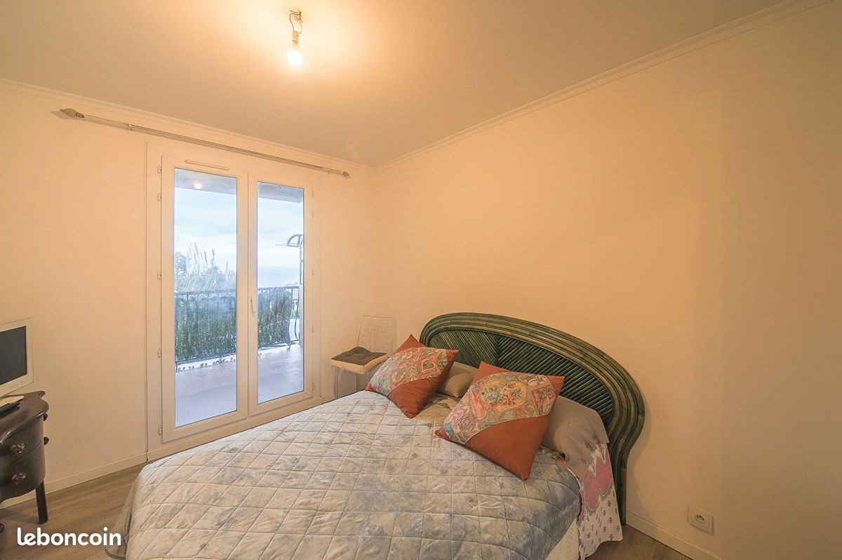 Appartement à louer, 71m², Bastia