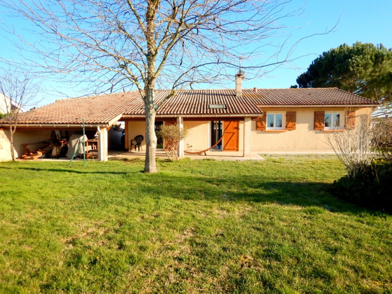 Maison à louer, 98m², Labastidette