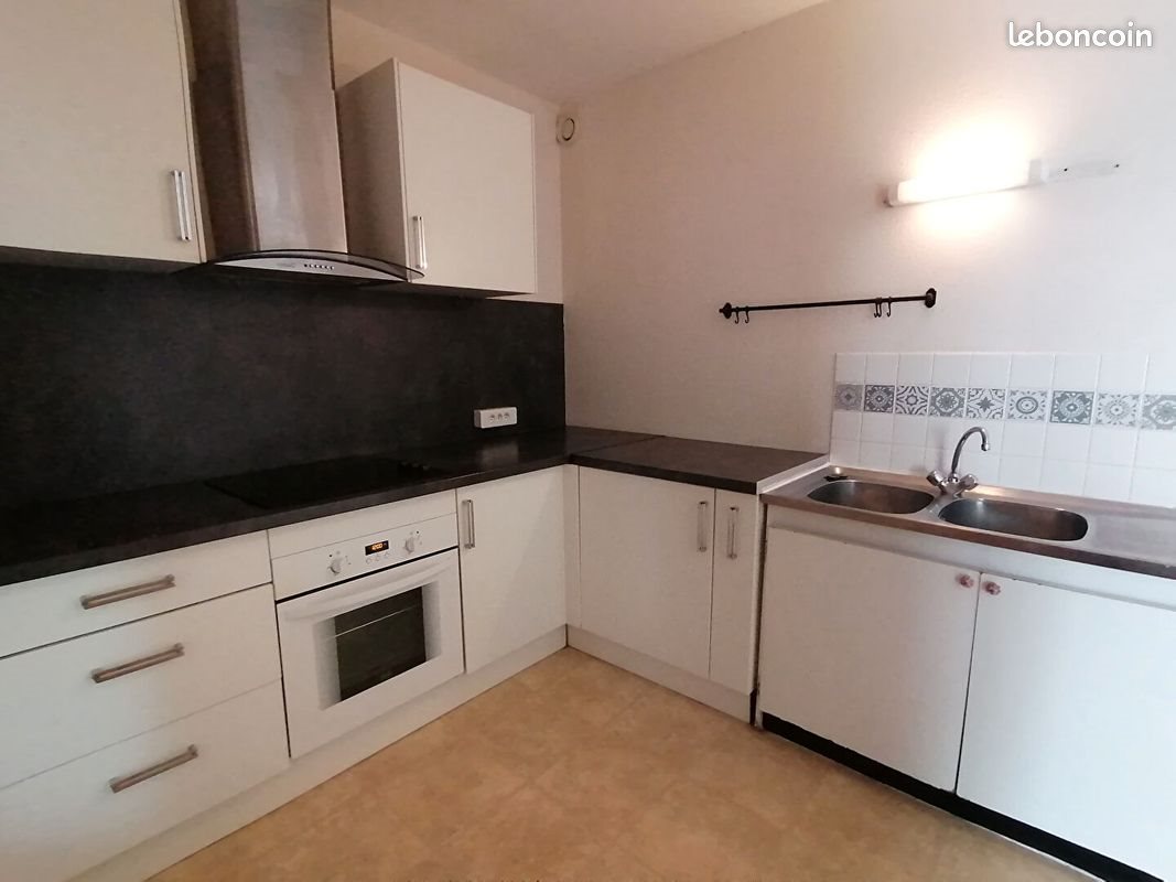 Appartement à louer, 49m², Lormont
