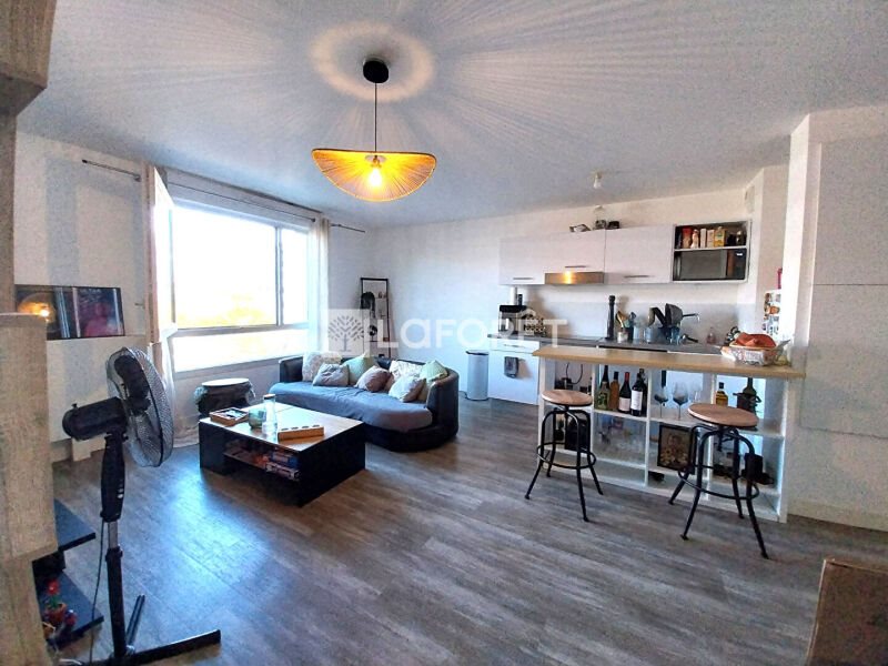 Appartement à louer, 60m², Talence