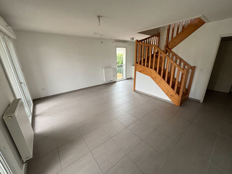 Appartement à louer, 71m², Pessac