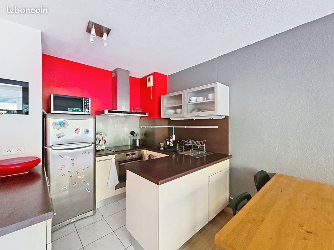 Appartement à louer, 58m², Talence