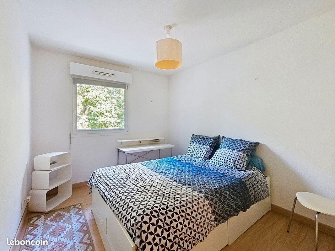 Appartement à louer, 58m², Talence