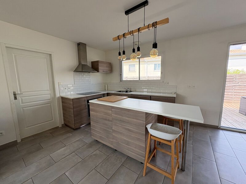 Maison à louer, 79m², Eysines