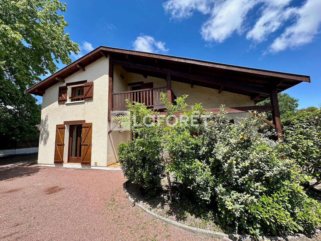 Maison à vendre, 142m², Gujan-Mestras
