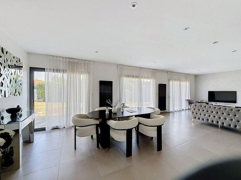 Maison à vendre, 171m², Bassens