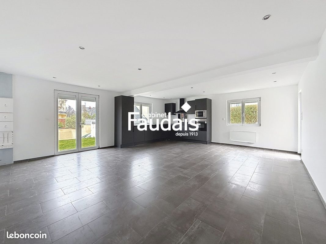 Maison à vendre, 78m², Carentan