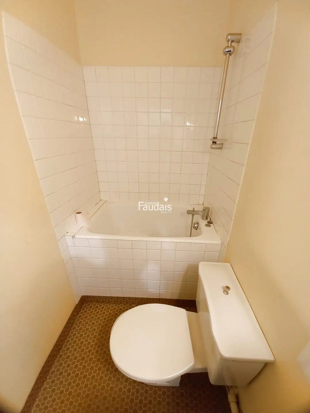 Appartement à louer, 23m², Saint-Lô