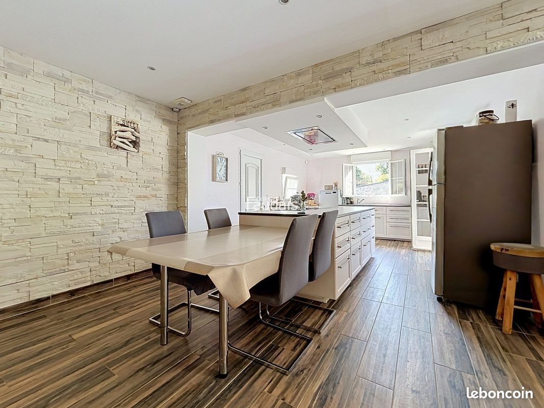 Maison à vendre, 189m², Gouville-sur-Mer