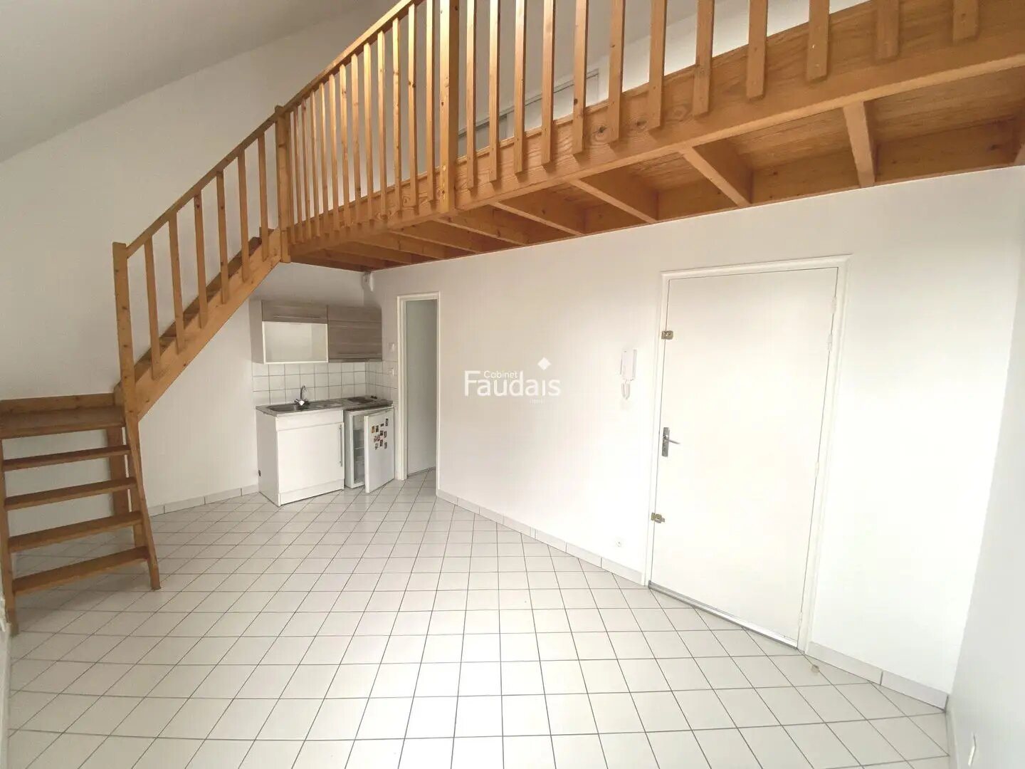 Appartement à louer, 28m², Saint-Lô