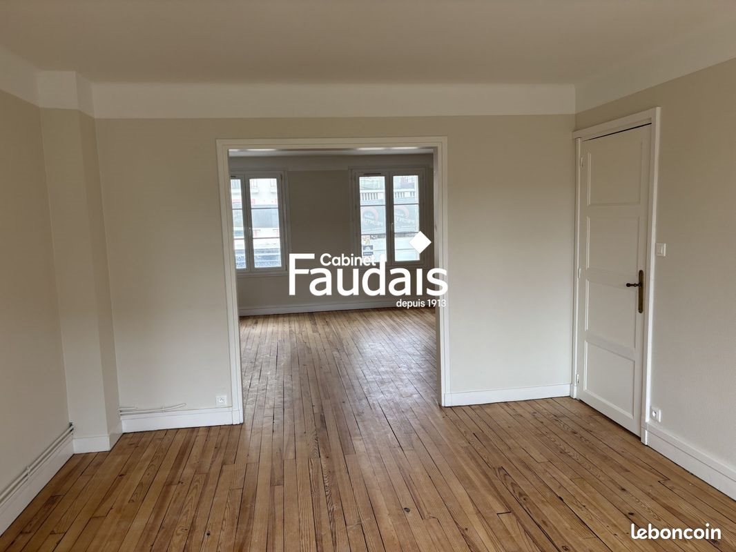 Appartement à louer, 192m², Saint-Lô