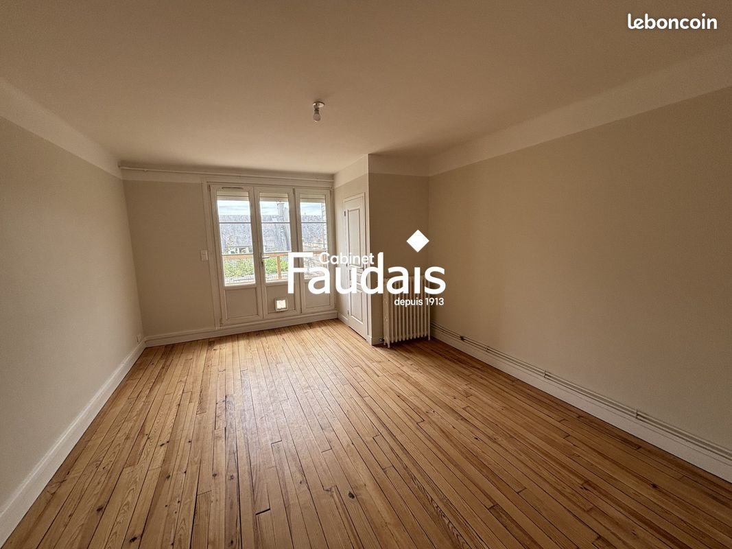 Appartement à louer, 192m², Saint-Lô