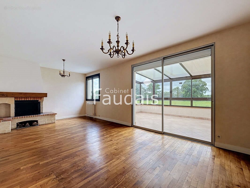 Maison à vendre, 80m², Canisy