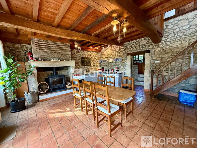 Maison à vendre, 213m², Barie
