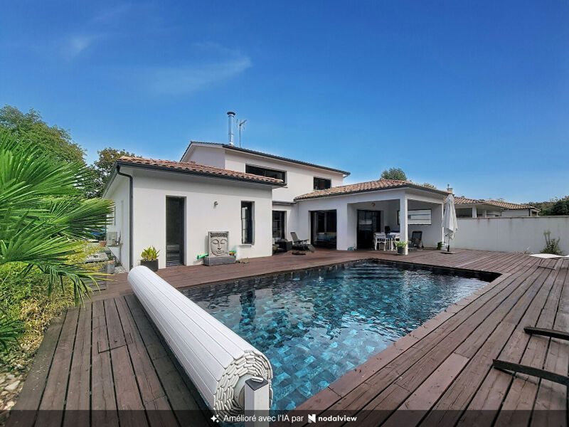 Maison à vendre, 197m², Le Pian-Médoc