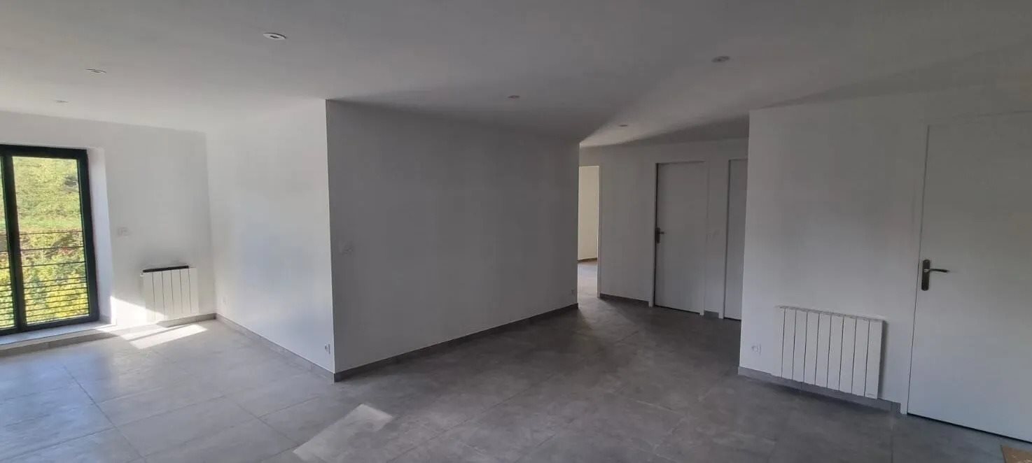 Appartement à louer, 76m², Saint-Symphorien-sur-Coise